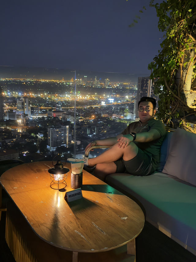 Tichuca Rooftop Bar: An Enchanting Urban Oasis