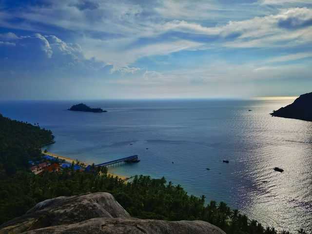 Bukit Batu Berhala: Mersing's Sacred Mountain and Island Paradise