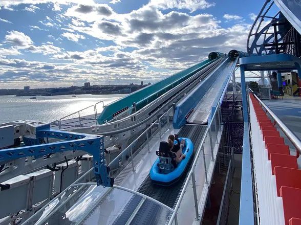 Norwegian Aqua: The Ship That’s Basically a Luxury Water Park 🌊🍾🎢