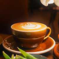 ☕️** 上環稍息咖啡店：昭和風情的悠間角落**☕️
