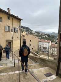 กราซ (Grasse) เมืองน้ำหอม