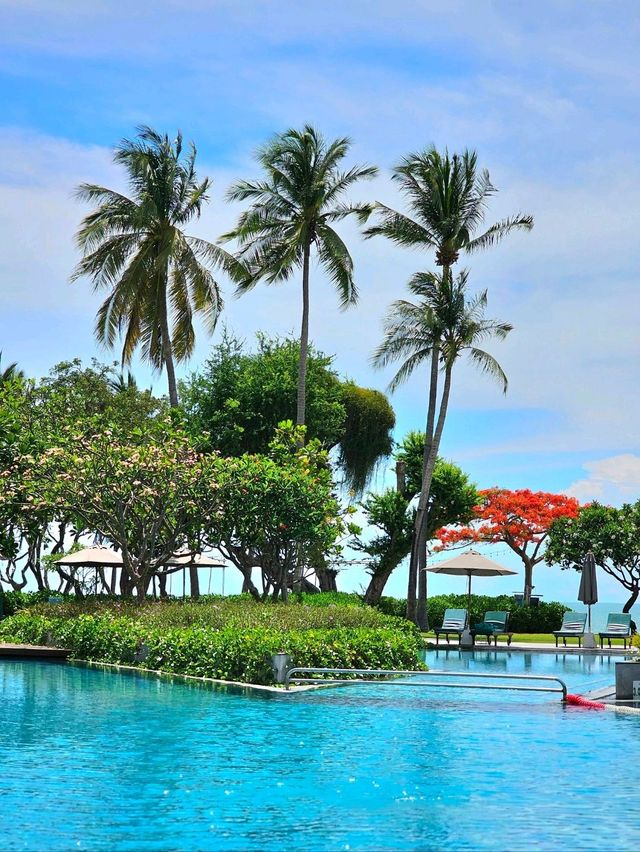 พักโรงแรมวิวทะเลสวยใจละลาย ที่นี่ รีเจ้นท์ ชะอำ