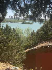 A Spring Day in Paradise: Discovering the Magic of Beijing’s Summer Palace (颐和园)