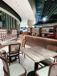 Latte & Literature: JWC at Eslite Starhill, a Hidden Weekday Gem
