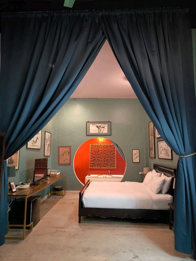 Green Room: Naptel Changmoi 