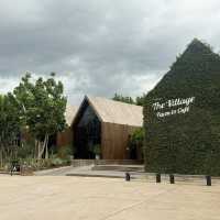 The Village Farm To Cafe'