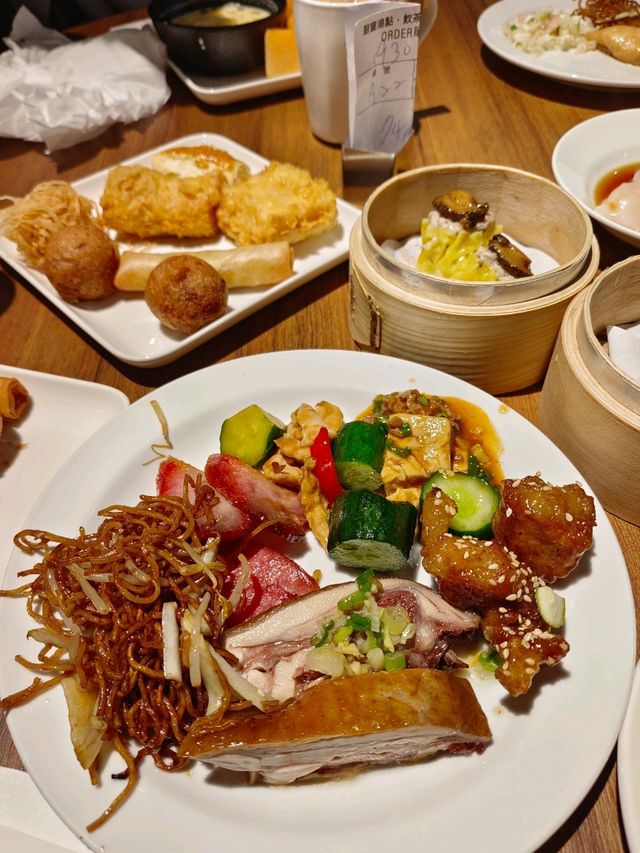 新莊吃到飽，村民食堂廚窗港點 新莊i-Tower店