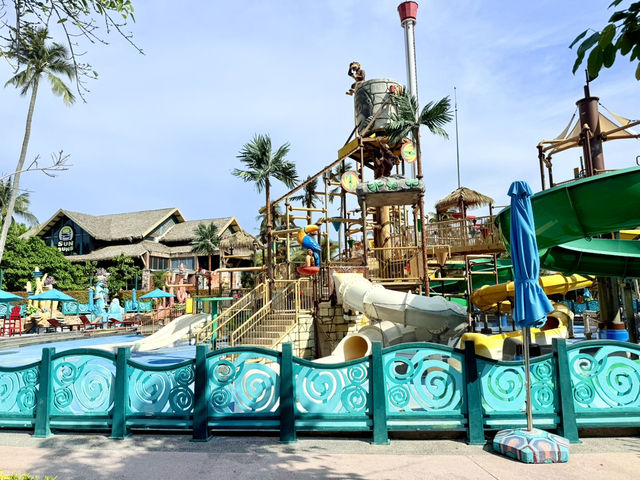 Aquatopia with Kids: Wild Splash Fun in Phú Quốc
