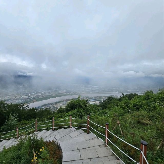 Saseongam Hike