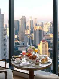 🇮🇩✨ Jakarta Luxe: Sky-High Glamour at The Langham! 🌆🥂