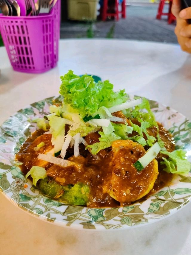 Beyond the Bowl: Muar Soup House – Where Authentic Flavors & Big Portions Reign!