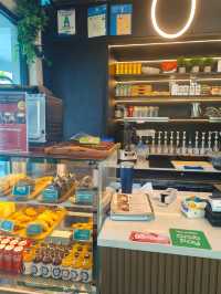 This Seaside Café in PD Feels Like a Mini Vacation