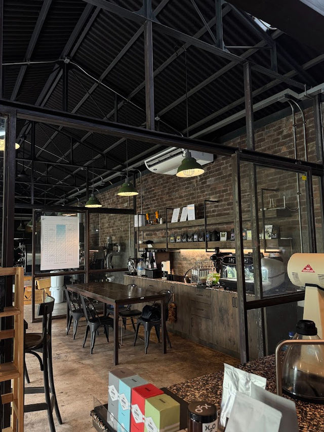Roastery Village: Coffee Dreams Brew