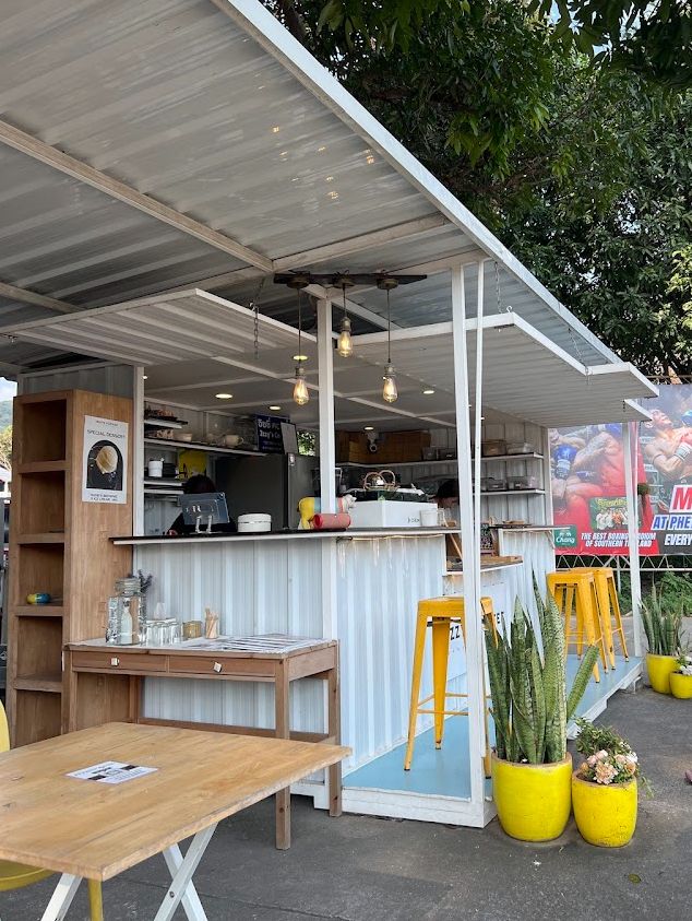 Izzy's: Koh Samui's Coffee Hub