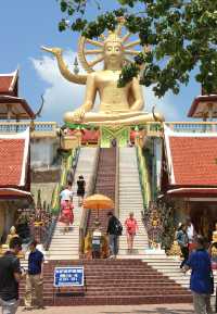 🌞 Koh Samui’s Big Buddha Temple — Peace, Planes & Coconut Breaks 🛕🥥✈️