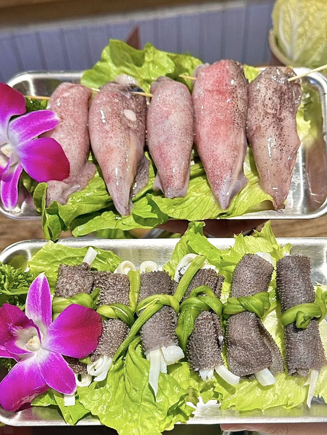 被這家爆火渣渣火鍋香到了 💕 確實是最下飯的市井火鍋
