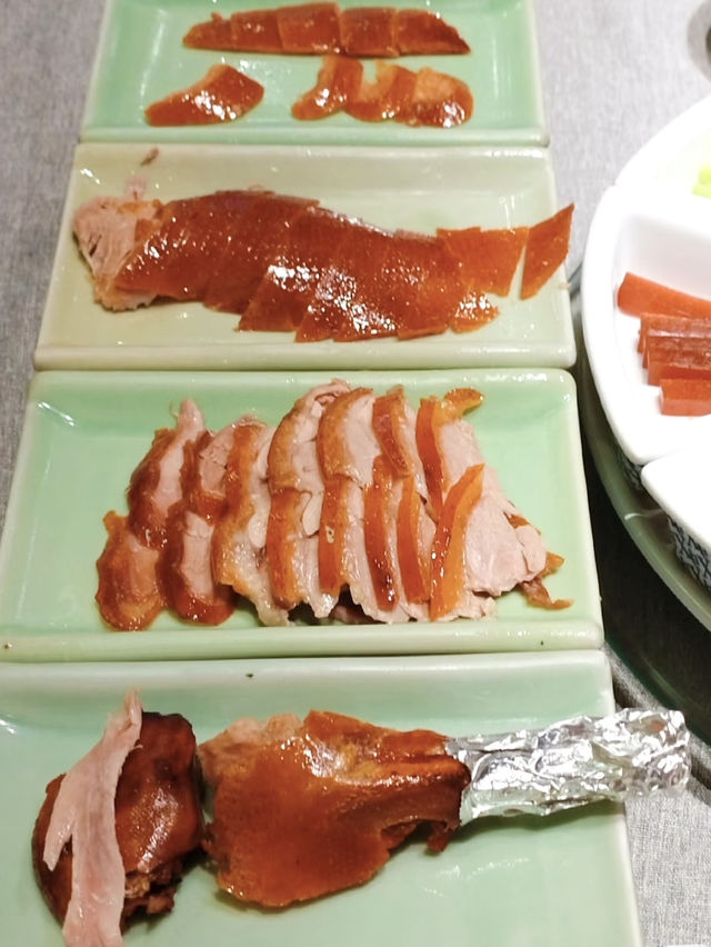 味蕾與心靈的雙重盛宴 💕 傳統與創新的 - 羲和臻品烤鴨店
