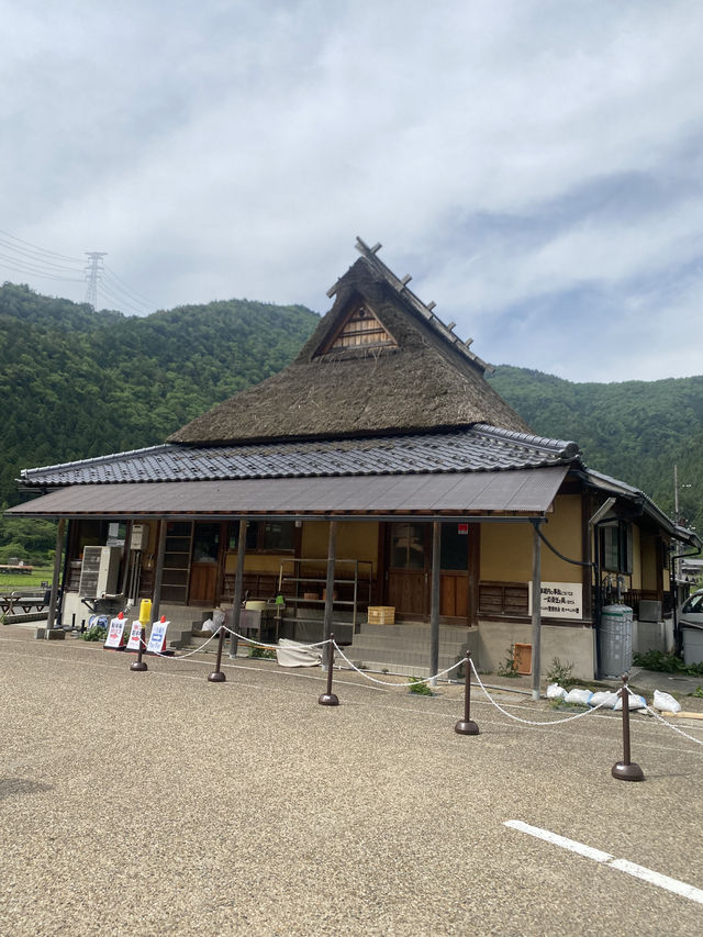美山合掌村～很有特色的建築～牛奶餅乾必買