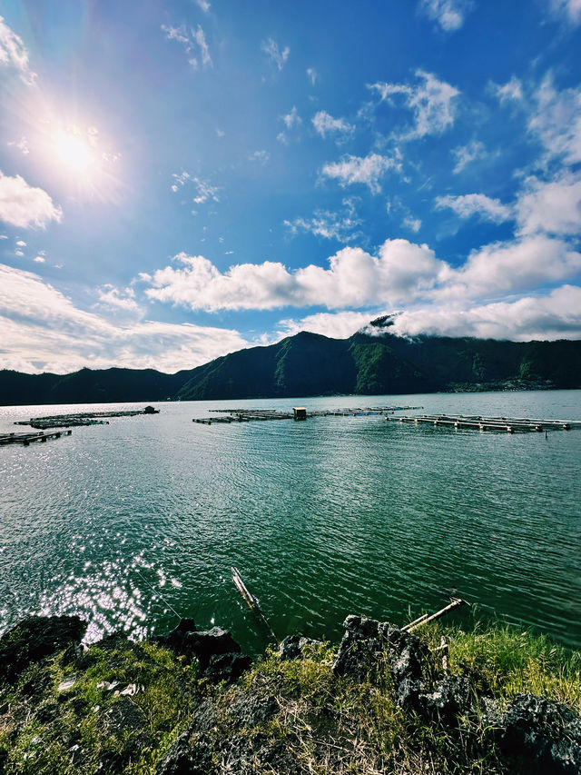 Tranquility Beneath the Volcano: Batur Lake Bliss