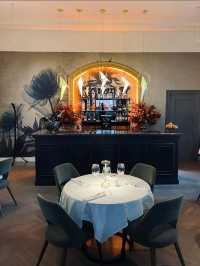 Restaurant & Rooftop Bar Savart