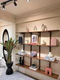 9room Cafe & Decor