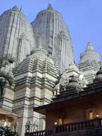 【インド・コルカタ Birla Mandir】白亜の壮麗さに心奪われるヒンドゥー教寺院