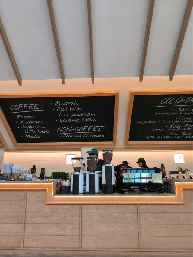 ร้าน FRAN'S BRUNCH & GREEN สาขาสุขุมวิท 49