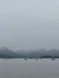West Lake: Hangzhou: Where Poets, Emperors & Mist Crowned Hills Paint Paradise