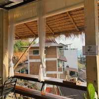 ผาฮี้แลนด์ คาเฟ่&โฮมสเตย์ - เชียงราย
