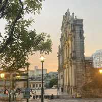 Macau’s Iconic Ruins of St. Paul’s: Where East Meets West in a Single Facade!