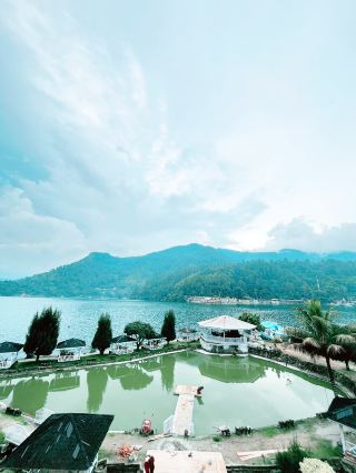 Overseas Travel Strategy to Lake Toba: A Luxurious Stay at the Scenic Khas Parapat Hotel
