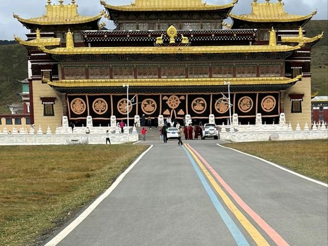 Exploring the Charm of Tagong Muya Grand Monastery