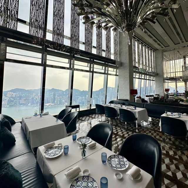 Sky-High Elegance: A Stay at The Ritz-Carlton Hong Kong