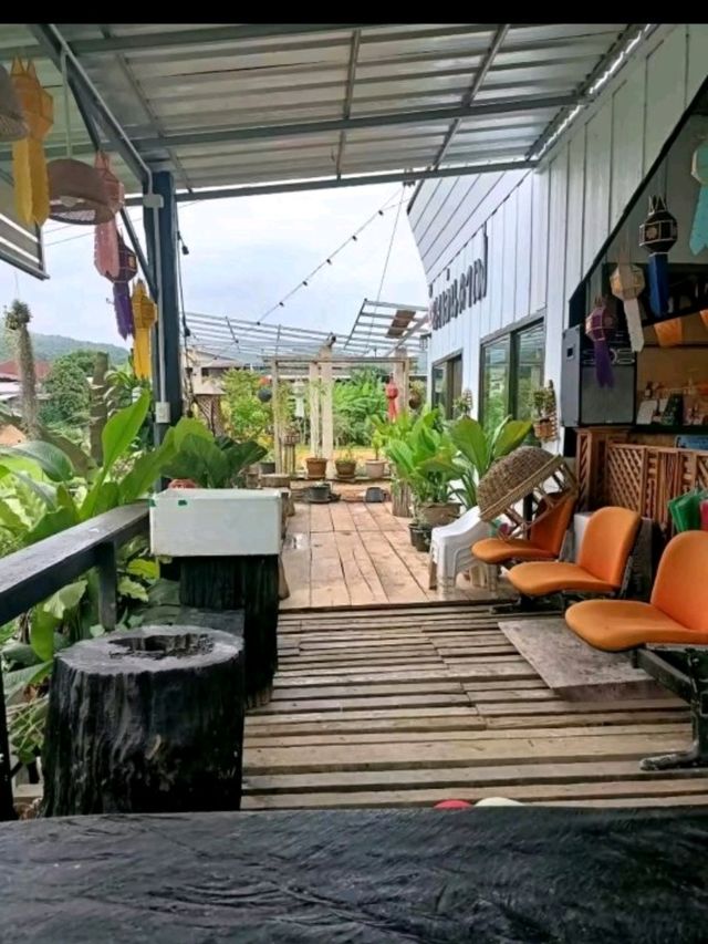นาเด่นคาเฟ่ จังหวัดน่าน