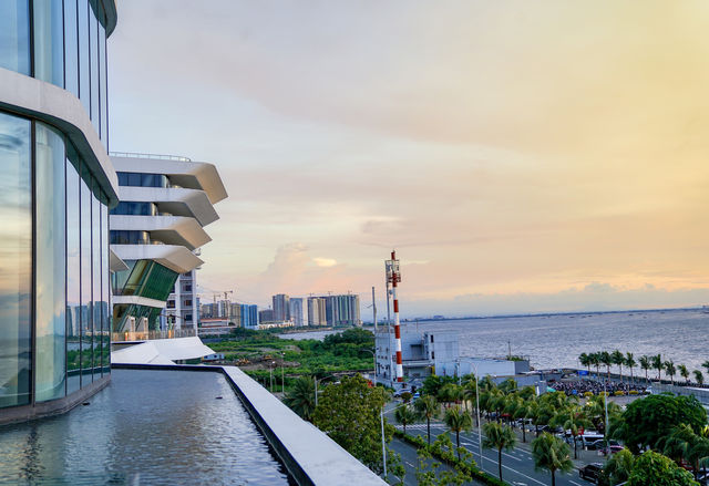 🌅 รีวิว C Lounge @ Conrad Manila 🇵🇭