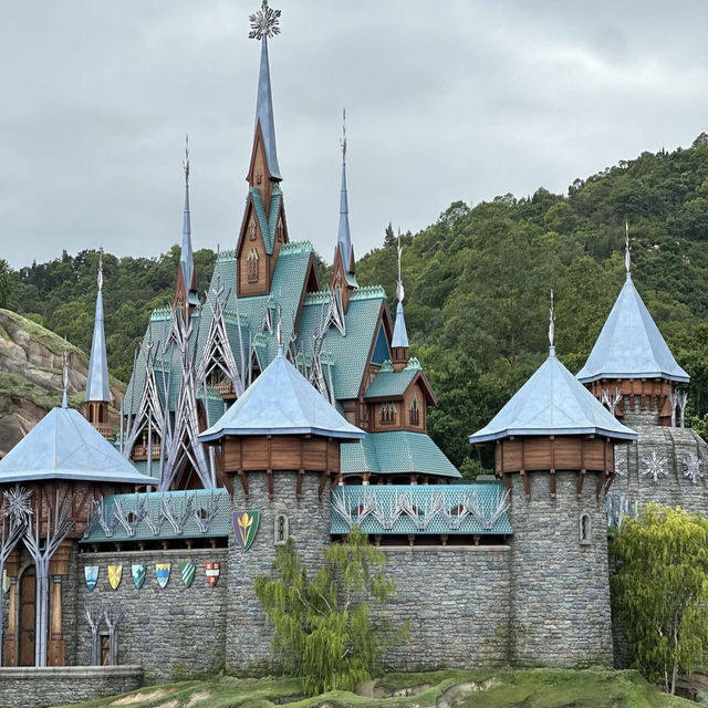 ปราสาทเอเรนเดล Disneyland Hong Kong 