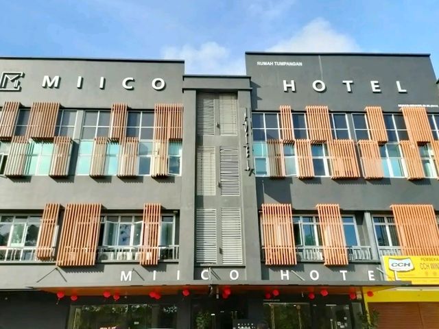 MIICO Hotel @ Mount Austin – Modern Comfort for Business and Leisure