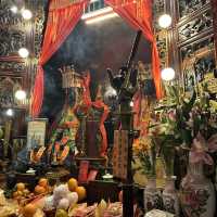 Man Mo Temple