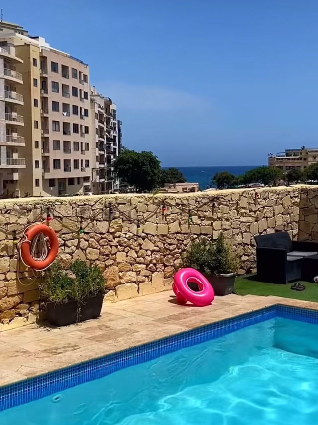 £22 Hostel in the heart of St Julian’s Malta🇲🇹