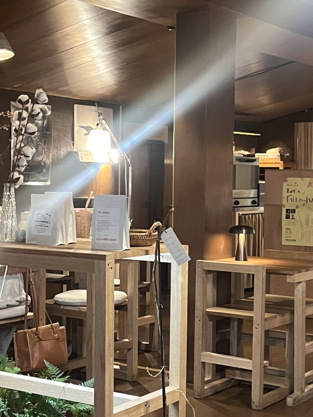 📍 청주 성안길 “이사프 커피 스탠드”️️️☕💛