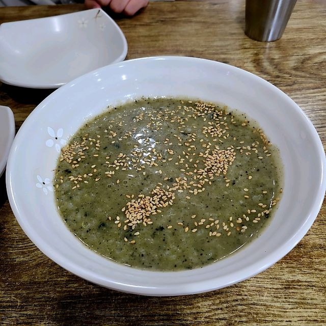 제주중문맛집)중문바다향 - 제주 중문 보말칼국수, 보말죽 맛집