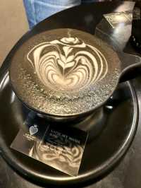 IT'S ALL ABOUT BLACK LATTE !