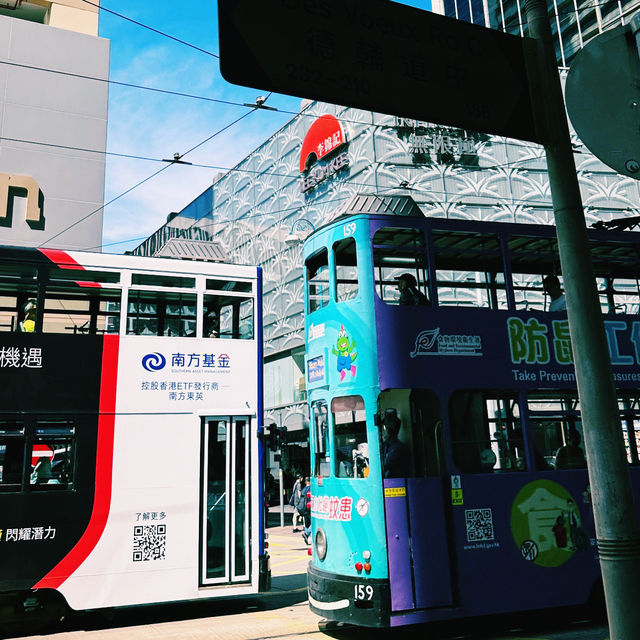 도로 위 타임머신, 홍콩 딩딩 트램의 특별한 풍경
