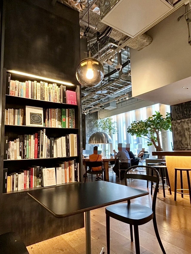 ☕ MUJI Ginza — A Minimalist Escape in the Heart of the City