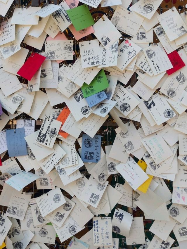 พาไปเที่ยวหมู่บ้านสายรุ้ง สถานที่แนะนำต้องมาเยือน พาไปเที่ยวหมู่บ้านสายรุ้ง สถานที่แนะนำต้องมาเยือน