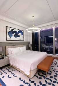 At the high-altitude hotel in Chongqing