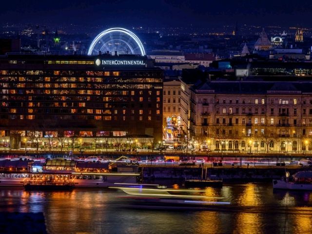 iconic Budapest night view