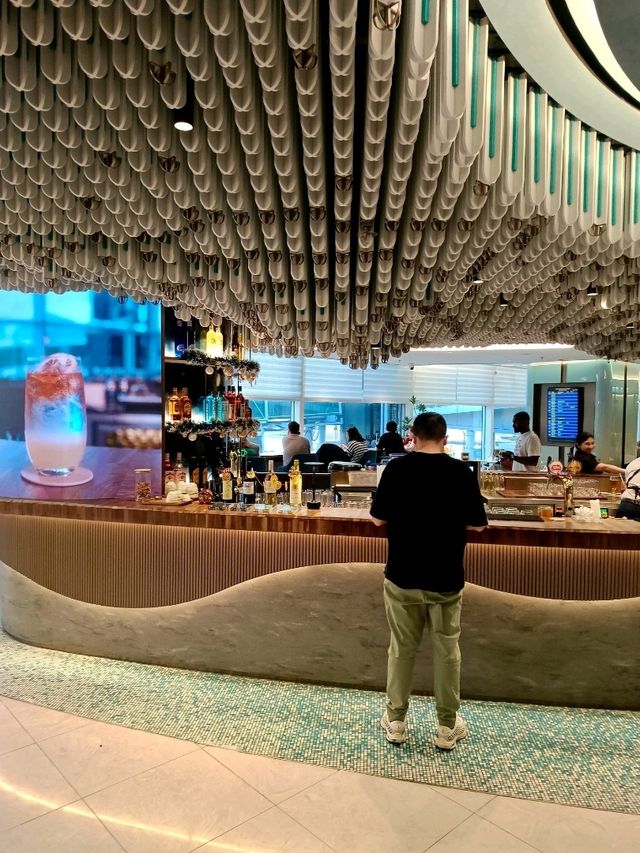 Kyra Lounge at Hong Kong International Airport Kyra Lounge at Hong Kong International Airport