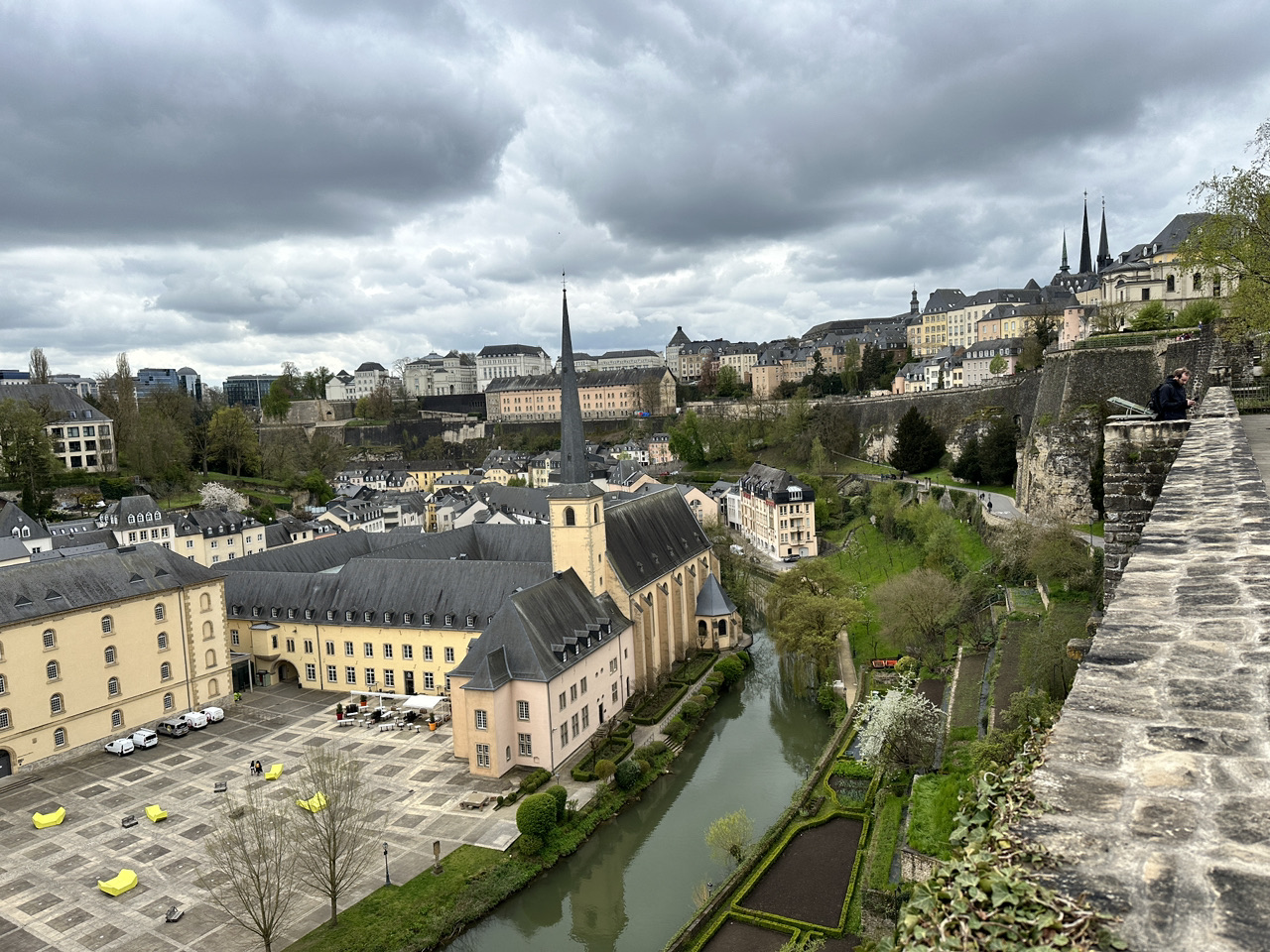Luxembourg 🇱🇺 A small and beautiful country with free public transportation throughout the country