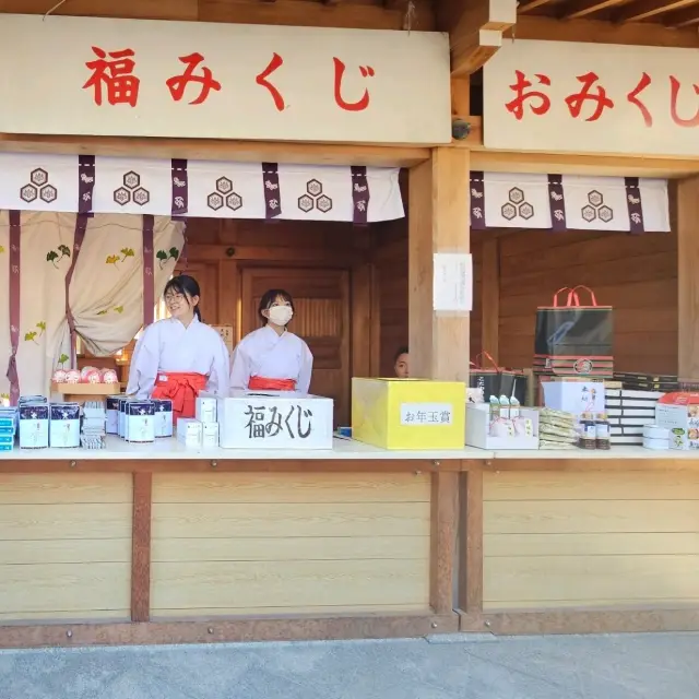 Guardian of the City's Heart: Exploring Kushida Shrine in Fukuoka